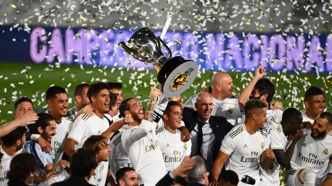 球迷们的热 球迷们的热